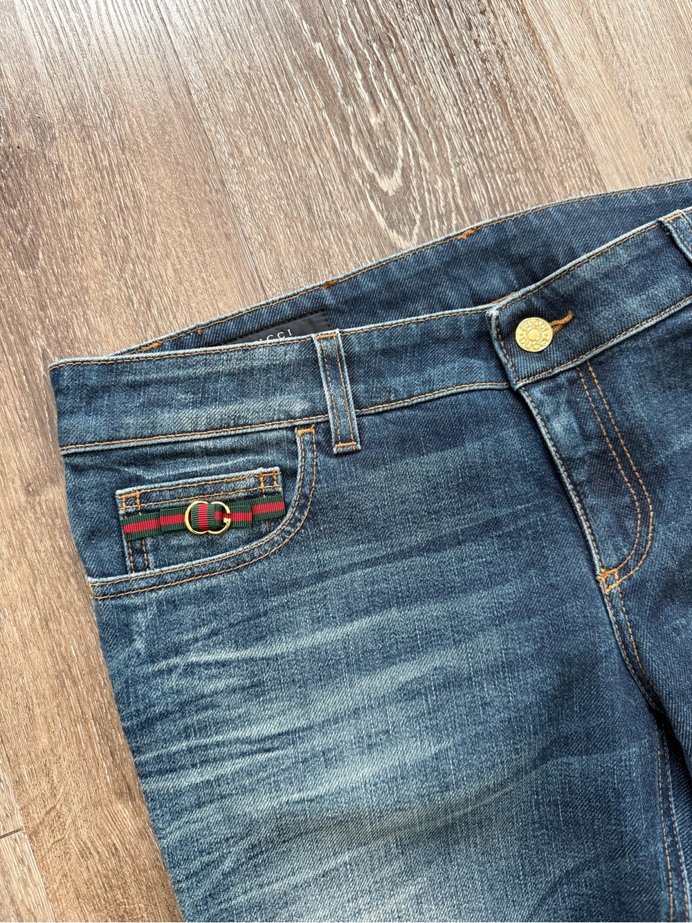 Vintage Y2K Gucci Blue Washed Slim Straight Jeans - Picture 4 of 9